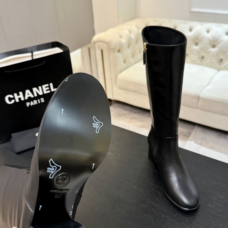 Ch**el boots